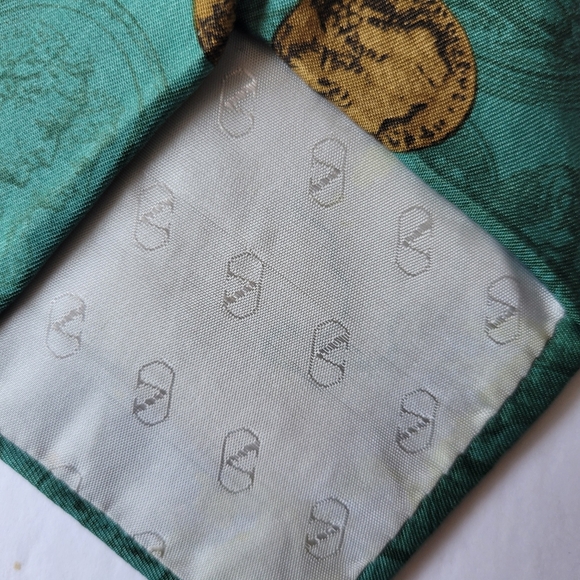 Valentino Rare Vintage Men's Tie. - Picture 4 of 10